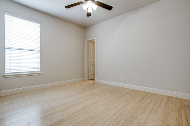 Building Photo - 3125 Waits Ave