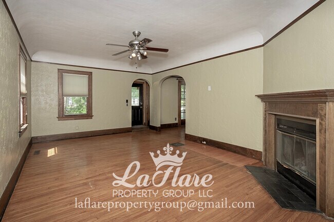 Building Photo - 3730 Wyckliffe Pkwy