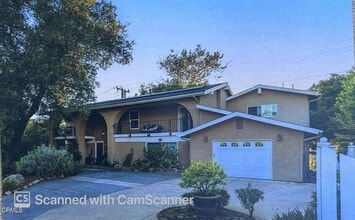 Building Photo - 883 Moreno Dr