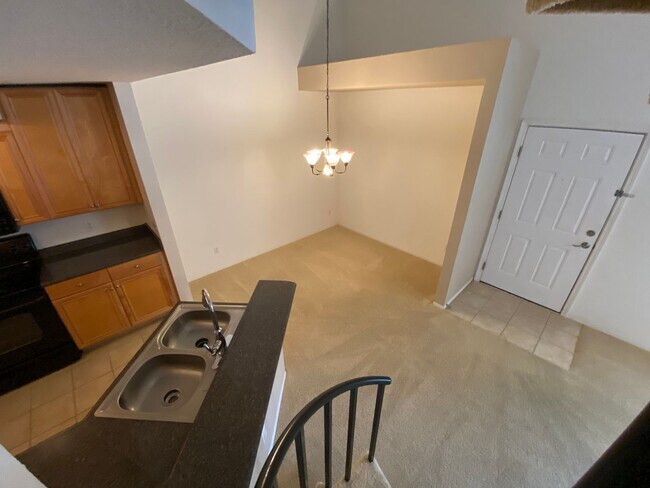 Building Photo - Charming Ocean Grove Condo