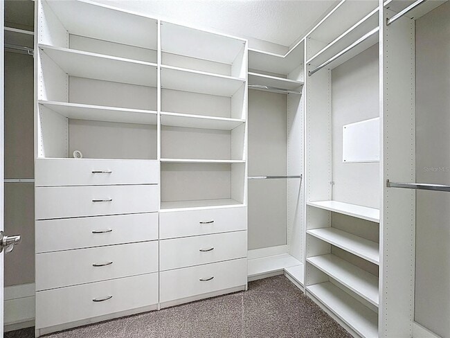 Building Photo - 329 Alcove Dr