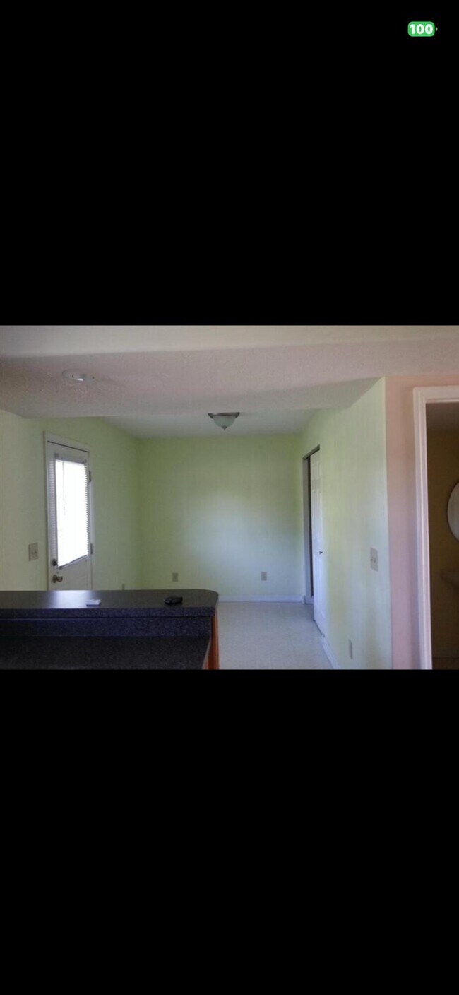 Building Photo - 805 Mickey Ln