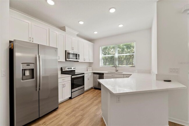 Building Photo - 4020 Via Sienna Cir