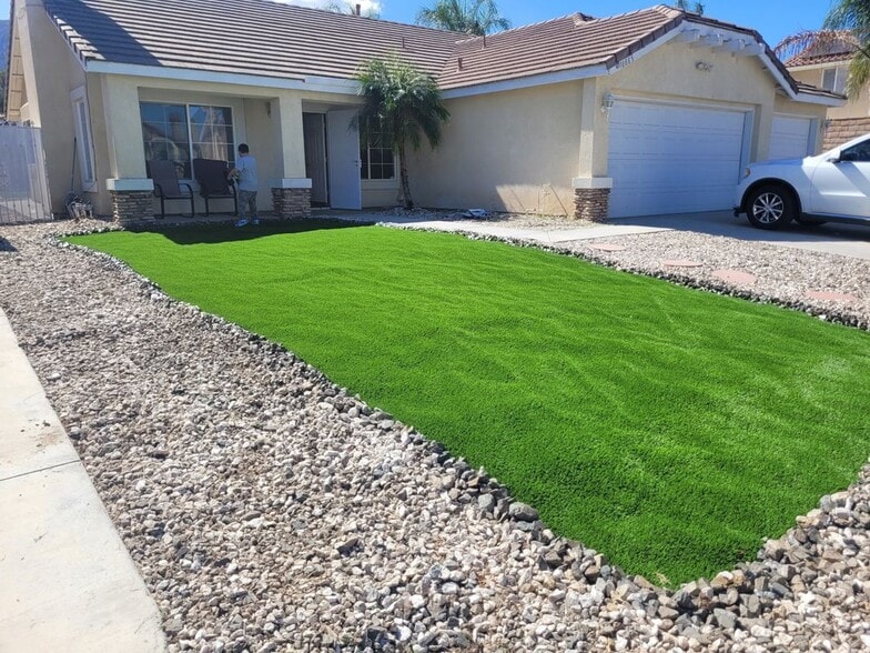 Building Photo - 18885 Oakview Way