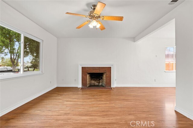 Building Photo - 8232 Malven Ave