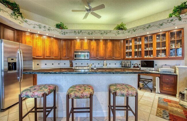 Building Photo - 8736 54th Ave E