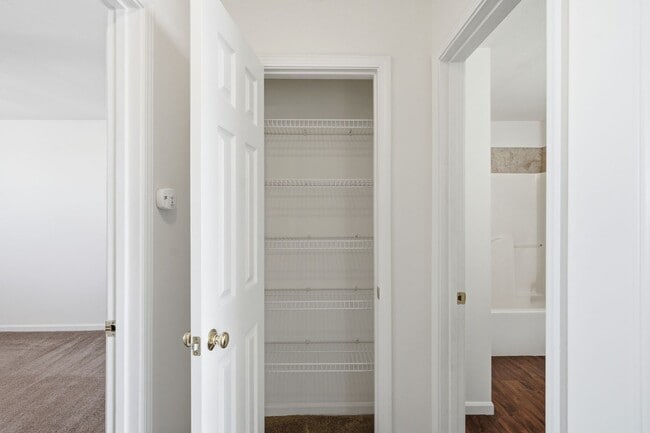 Building Photo - 3518-3520 Prescott Dr.