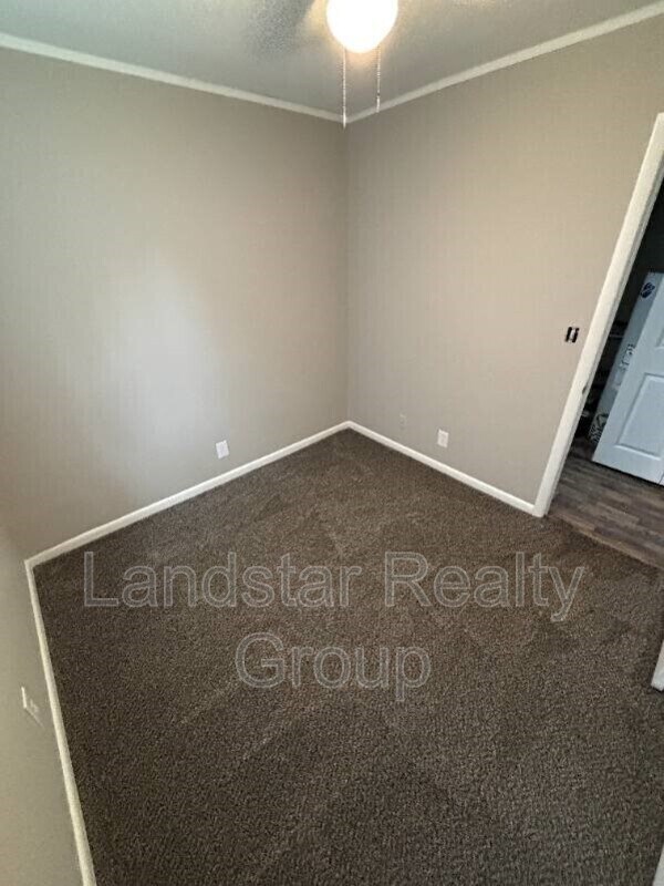 Building Photo - 9816 Titan Dr