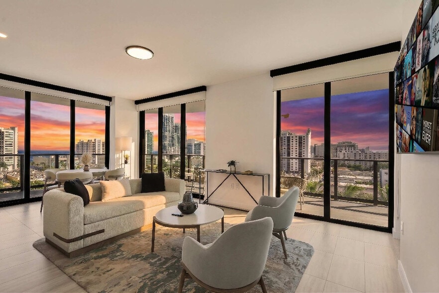 Building Photo - 7144 Byron Ave