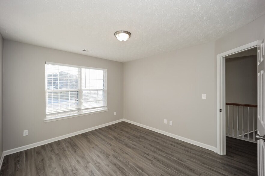 Building Photo - 6846 Lakefield Forrest Dr