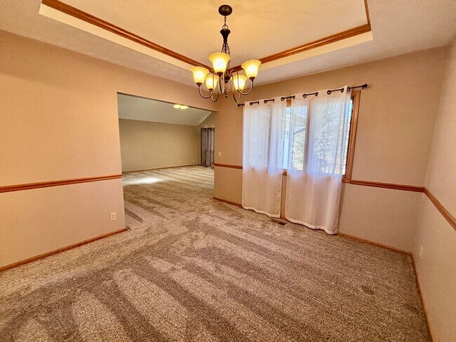 Building Photo - 16306 Lafayette Ave