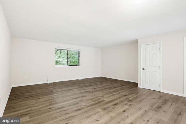Building Photo - 8957 Skyrock Ct