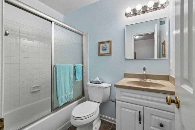 Building Photo - 11598 Overleigh Dr