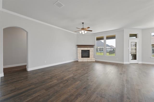 Building Photo - 1038 Mickelson Dr