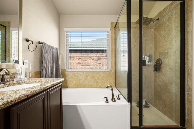 Building Photo - 820 Bryce Canyon Dr