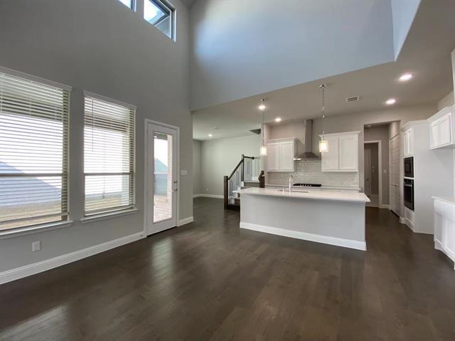 Building Photo - 13034 Scissortail Dr