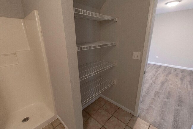 Building Photo - 5810 Canaveral Dr