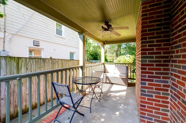Building Photo - Charming 1930s Stone & Brick Cottage Near ...