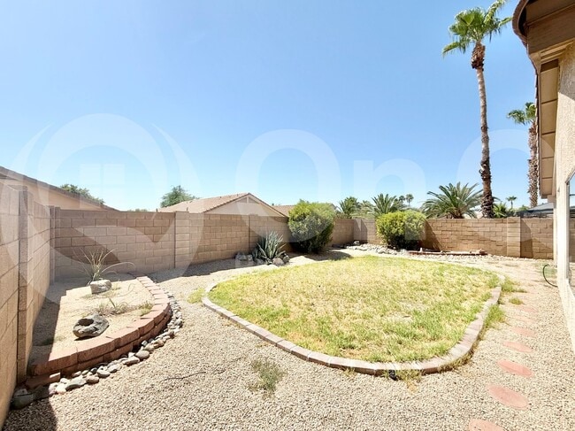 Building Photo - 14917 W Lamoille Dr