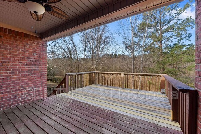 Building Photo - 934 Sedgefield Cir