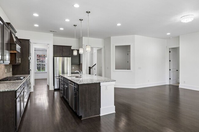 Building Photo - Available now in highly desirable Amelia Park! Beautifully maintained 5-bedroom, 3.5-bath home