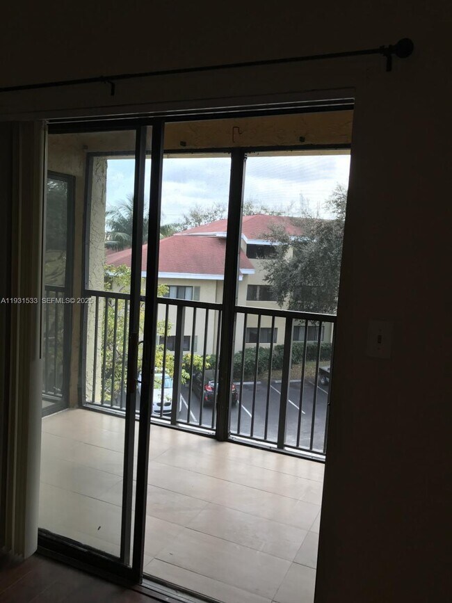 Building Photo - 2445 SW 18th Terrace