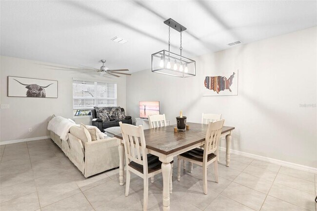 Building Photo - 635 Belgrove St