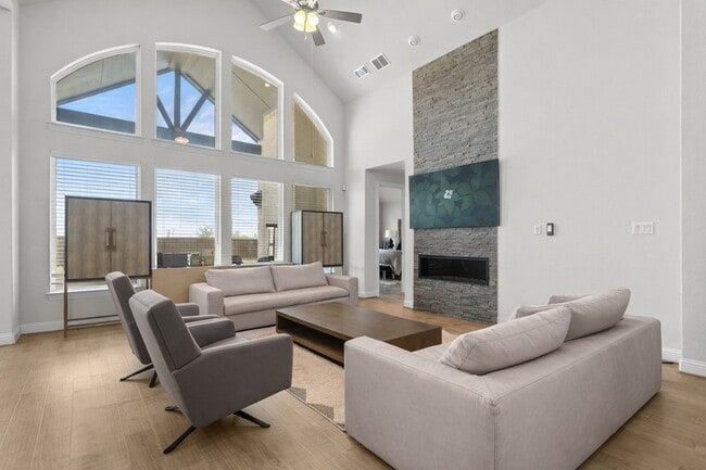 Building Photo - 4428 Mill Pond Dr
