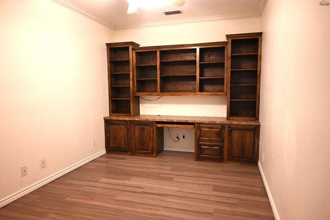 Building Photo - 2460 Wranglers Retreat