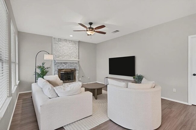 Building Photo - 11306 Avering Ln