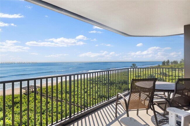 Building Photo - 4000 N Hwy A1A