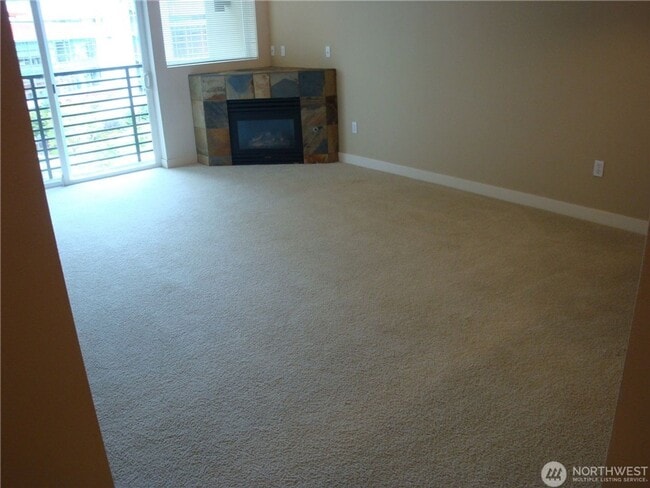 Building Photo - 1bd/1ba Bellevue Condo