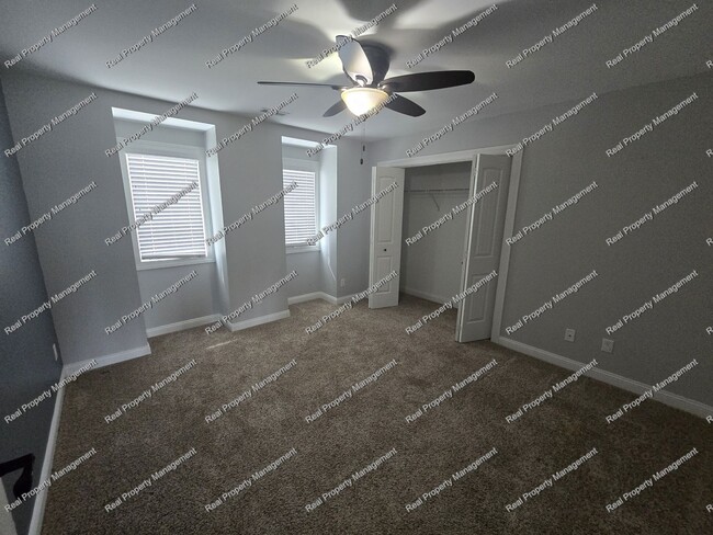 Building Photo - 9763 Garden Way