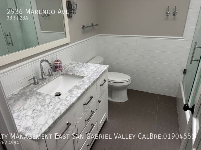 Building Photo - 2936 N Marengo Ave