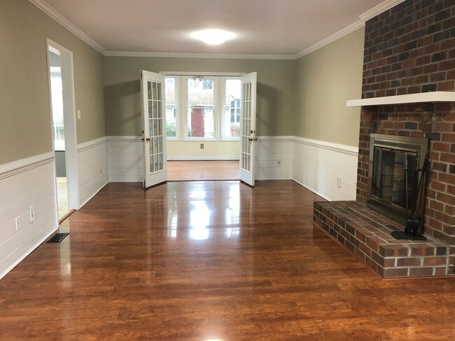 Building Photo - 1146 Somerville Grove Terrace