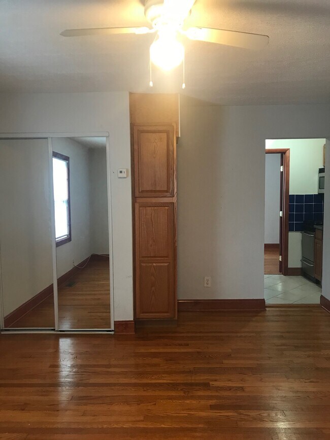 Building Photo - 3714 N 7th St