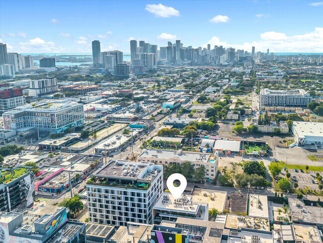 Building Photo - 250 NW 24th St