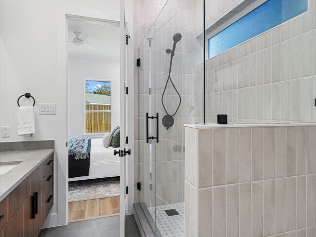 Building Photo - 8318 Williamsdell St