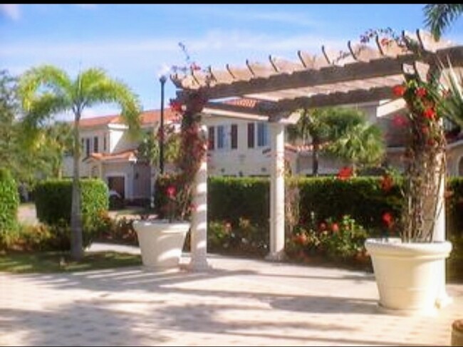 Primary Photo - 20230 Estero Gardens Cir