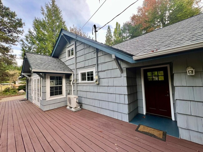 Building Photo - PENDING APPLICATION; Updated 1920 Farmhous...