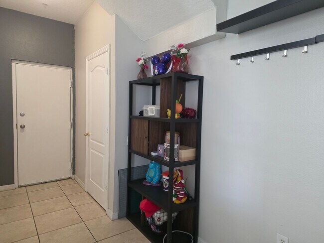 Building Photo - Three Bedroom Townhome at Carter Glen in Orlando