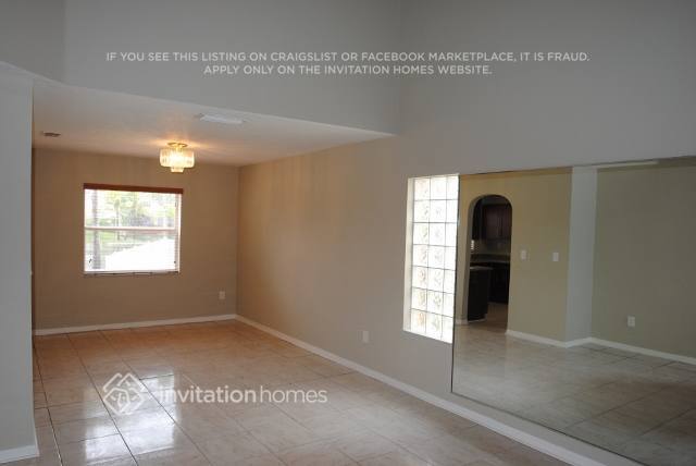 Building Photo - 1330 NW 192nd Ln