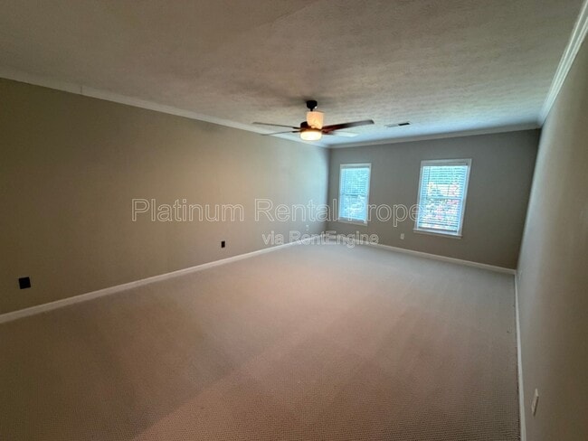 Building Photo - 467 Lees Trace SW