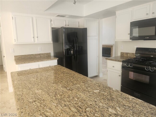 Building Photo - 8428 Oyster Dr