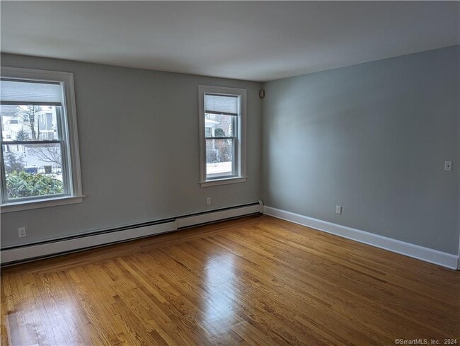 Building Photo - 341 Alden Ave