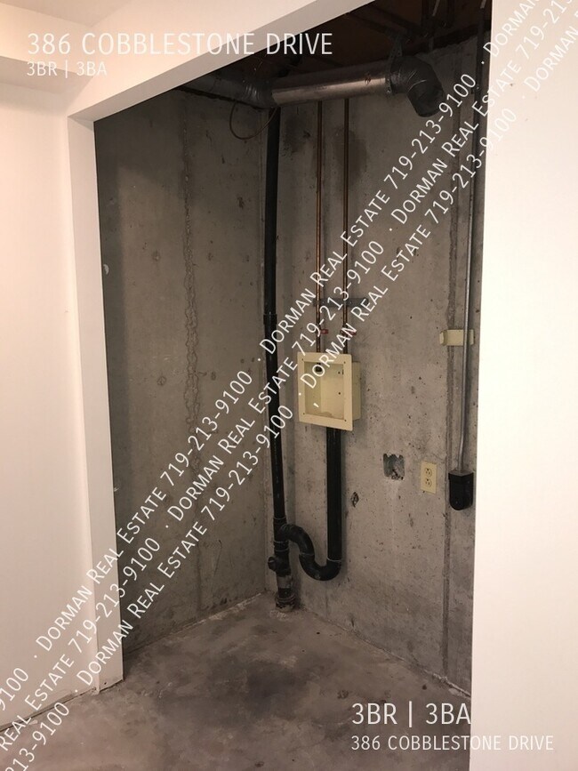 Building Photo - 386 Cobblestone Dr