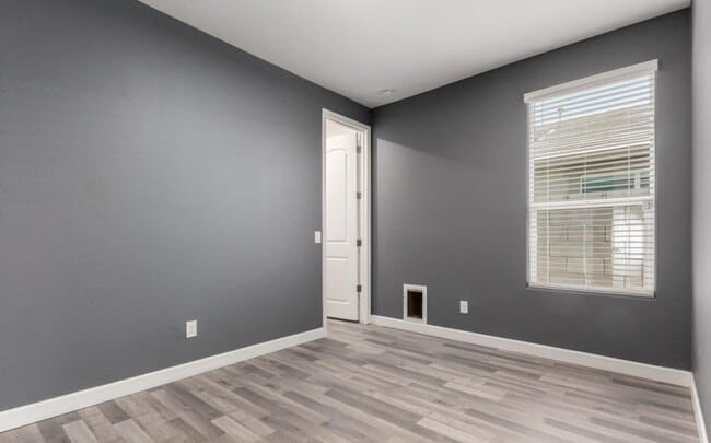 Building Photo - 38114 W San Clemente St