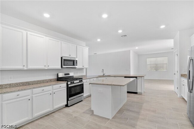 Building Photo - 17458 Palmetto Pass Ln