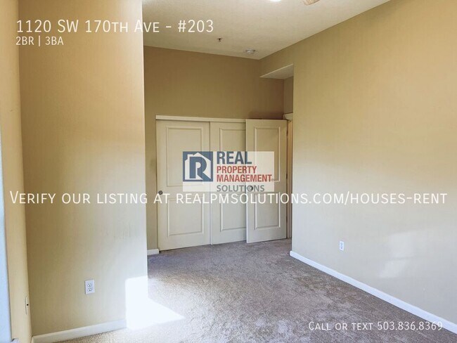 Building Photo - 1120 SW 170th Ave