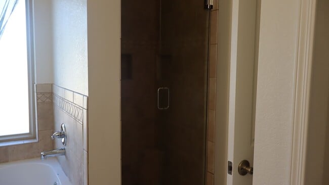 Building Photo - In ground Pool